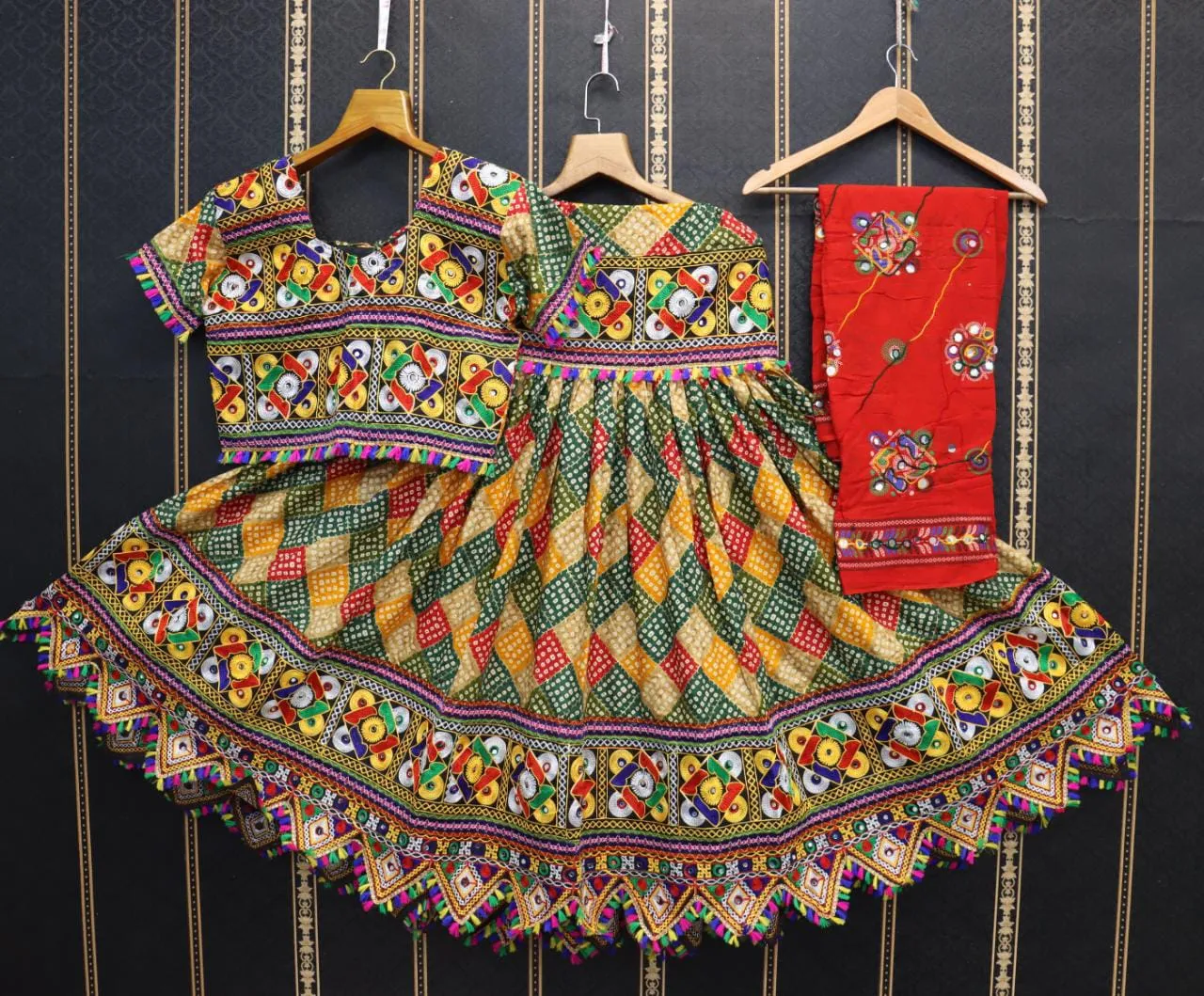 Navratri Traditional Lehanga Choli