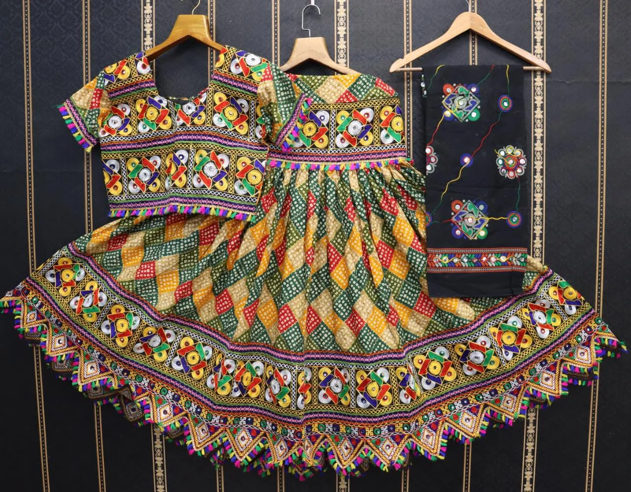 Navratri Traditional Lehanga Choli