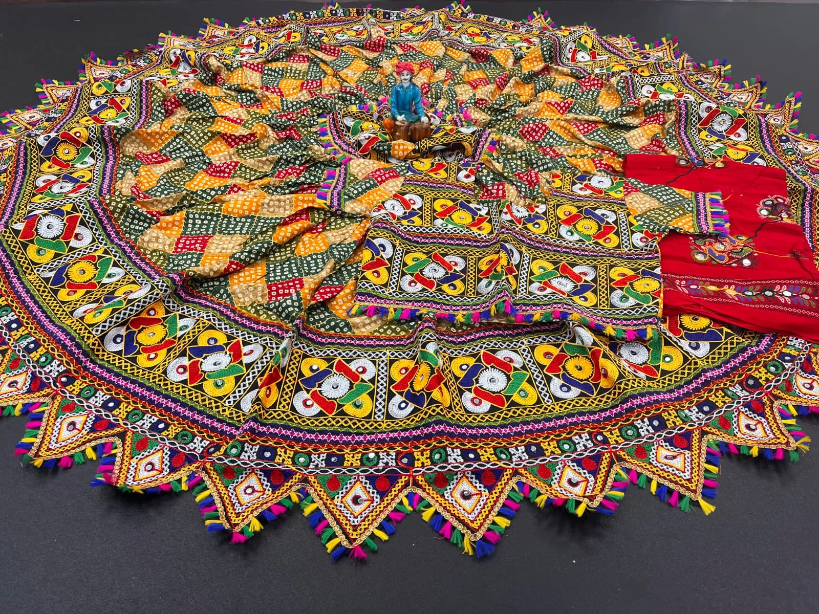 Navratri Traditional Lehanga Choli