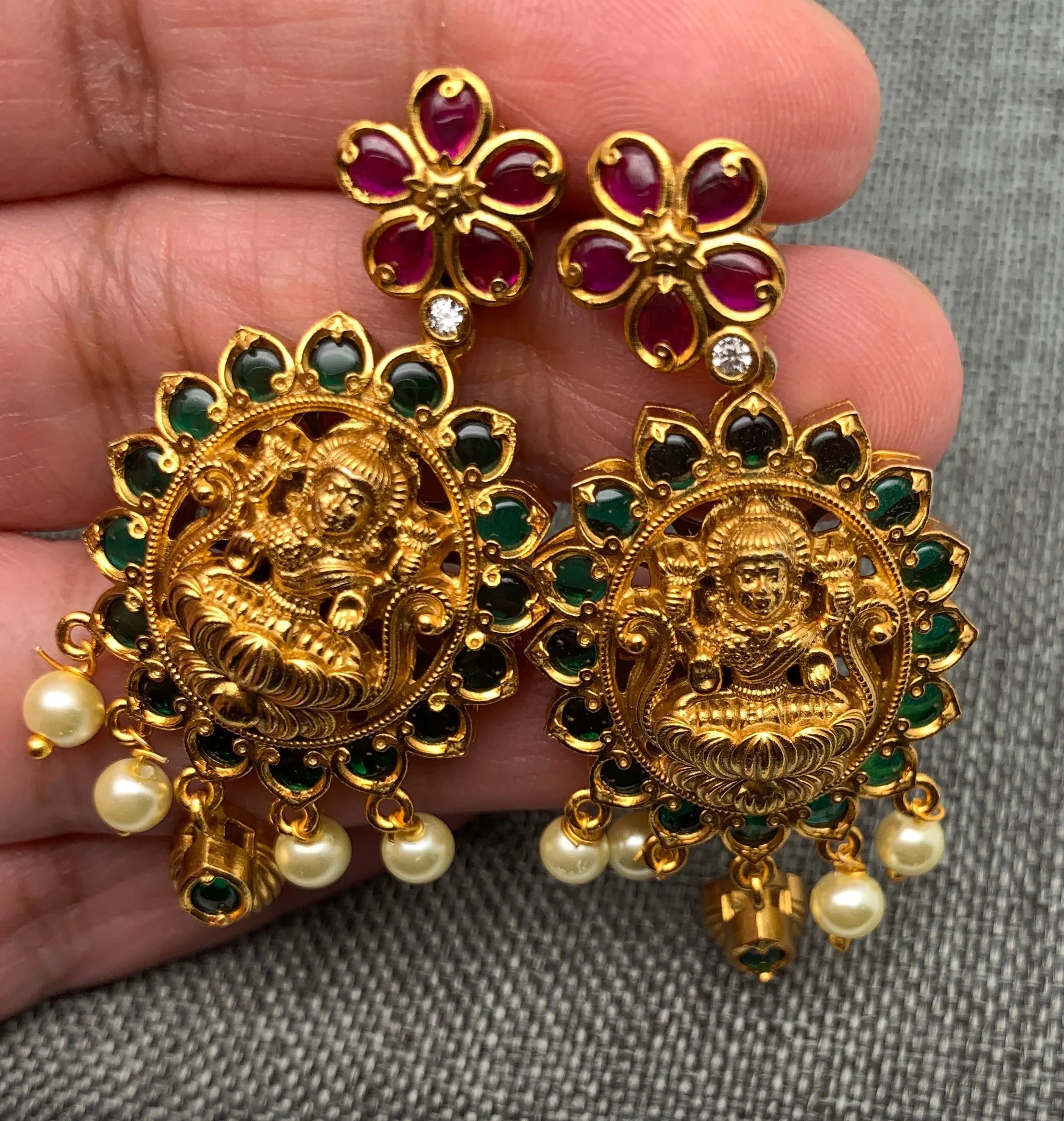 Traditional Short Lakshmi Necklace